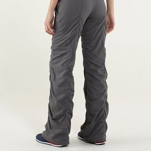 Light weight lululemon pants
